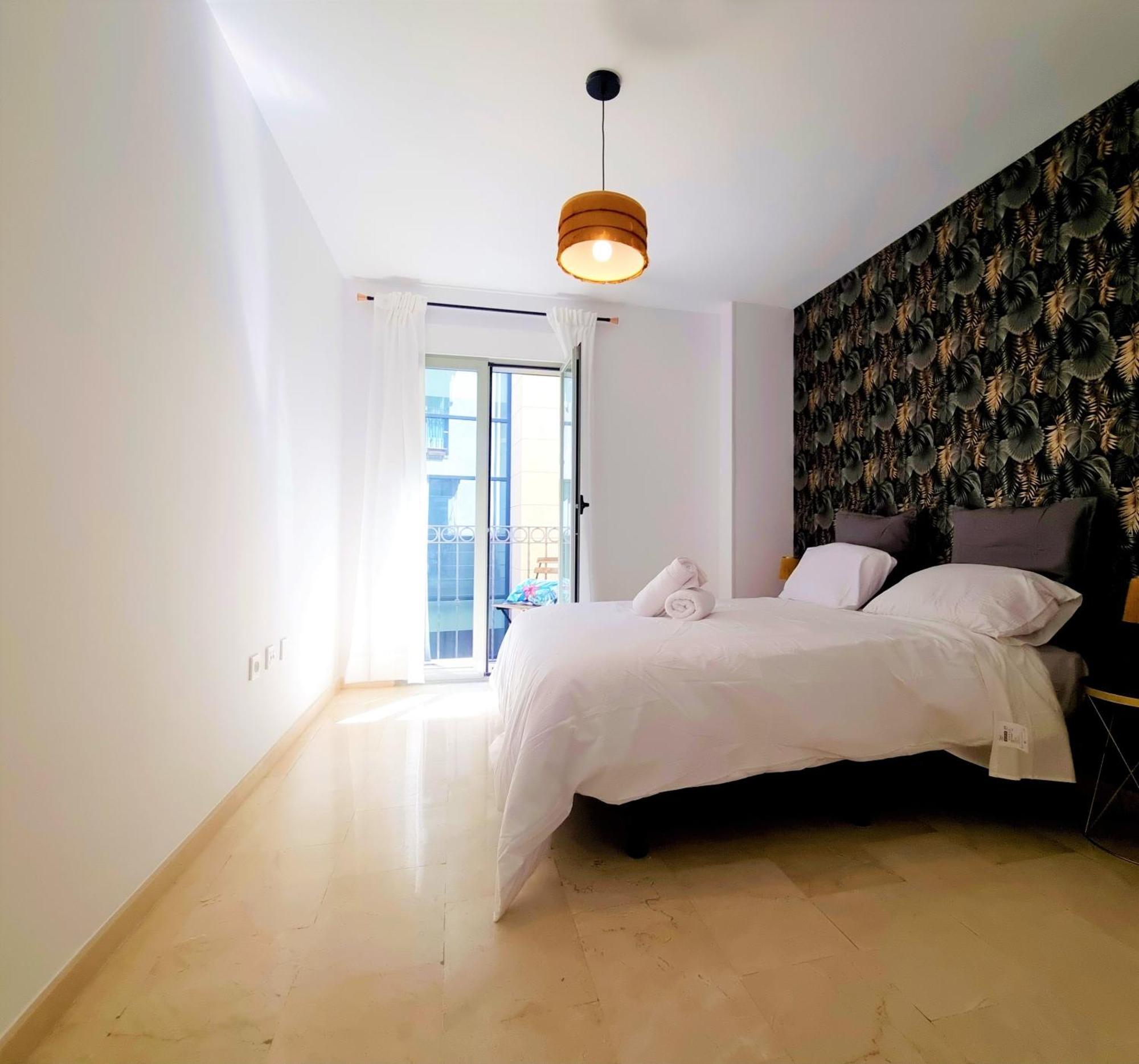 Charlot Center Apartment Alicante Buitenkant foto